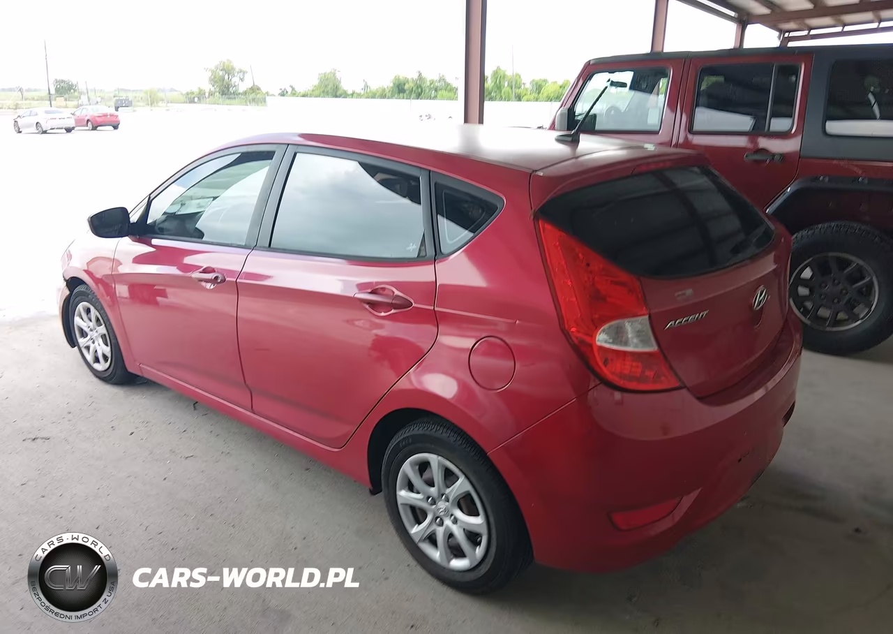 2014 Hyundai Accent Gs VIN:KMHCT5AE7EU141297 - 3