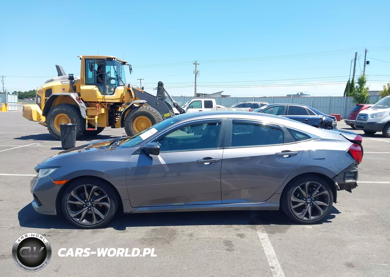 2019 Honda Civic Sport VIN:19XFC2F82KE208336 - 14