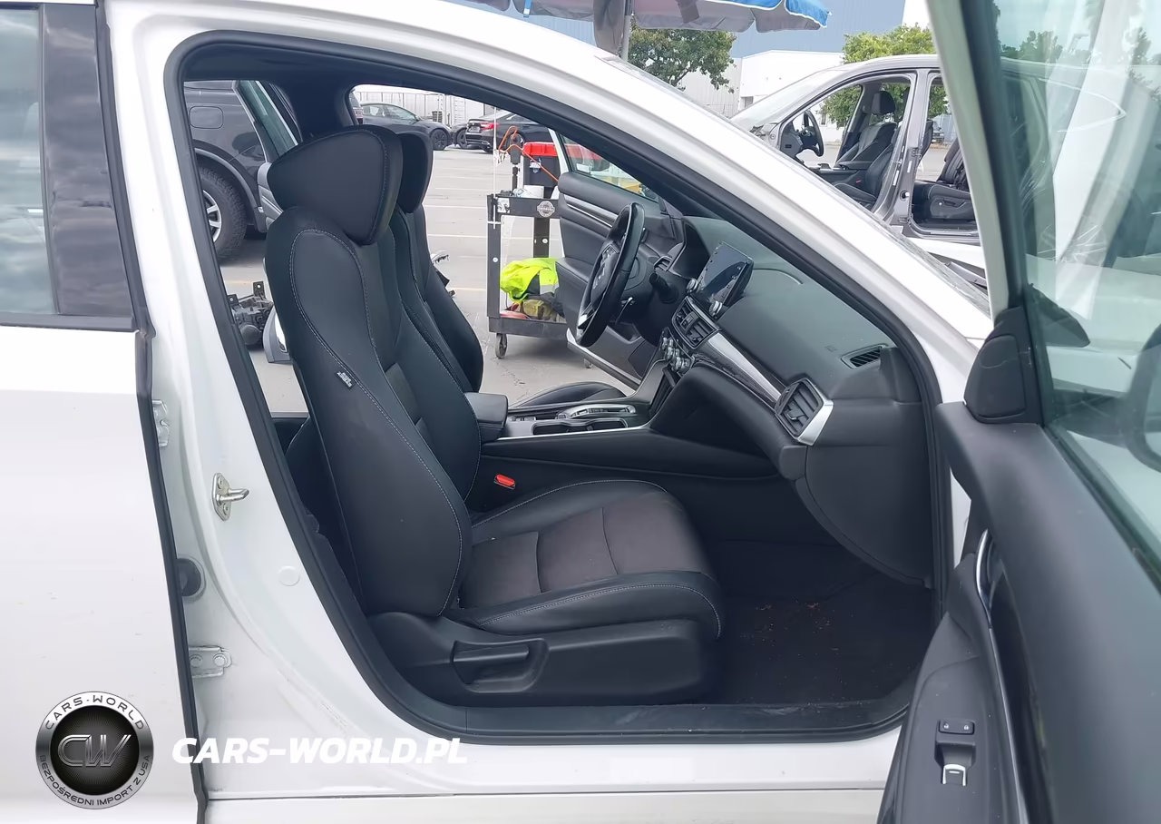 2018 Honda Accord Sport 2.0T VIN:1HGCV2F3XJA022421 - 5