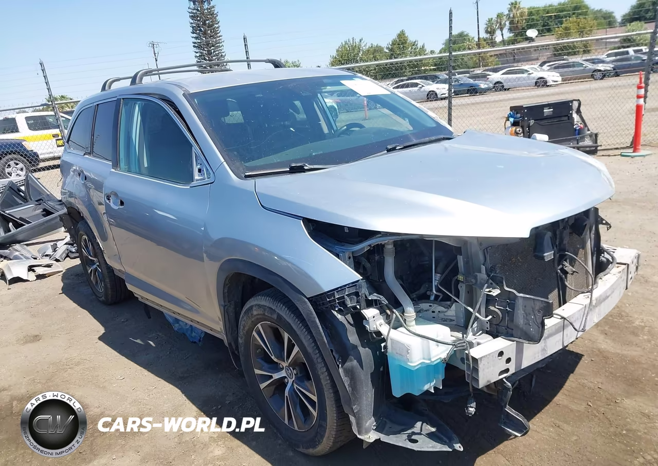 2018 Toyota Highlander Le