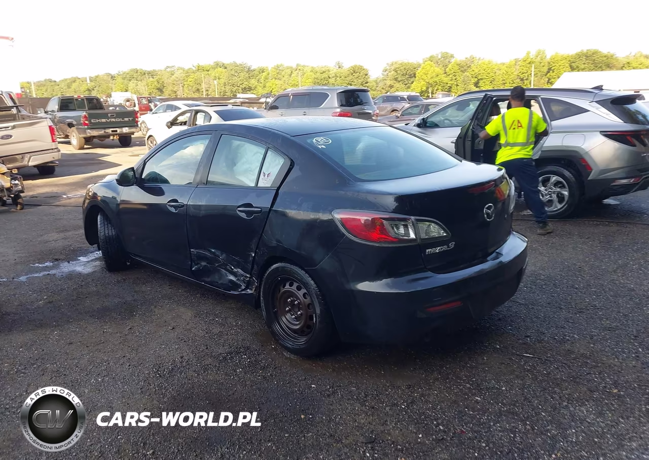2013 Mazda Mazda3 I Sv VIN:JM1BL1TG8D1809261 - 3