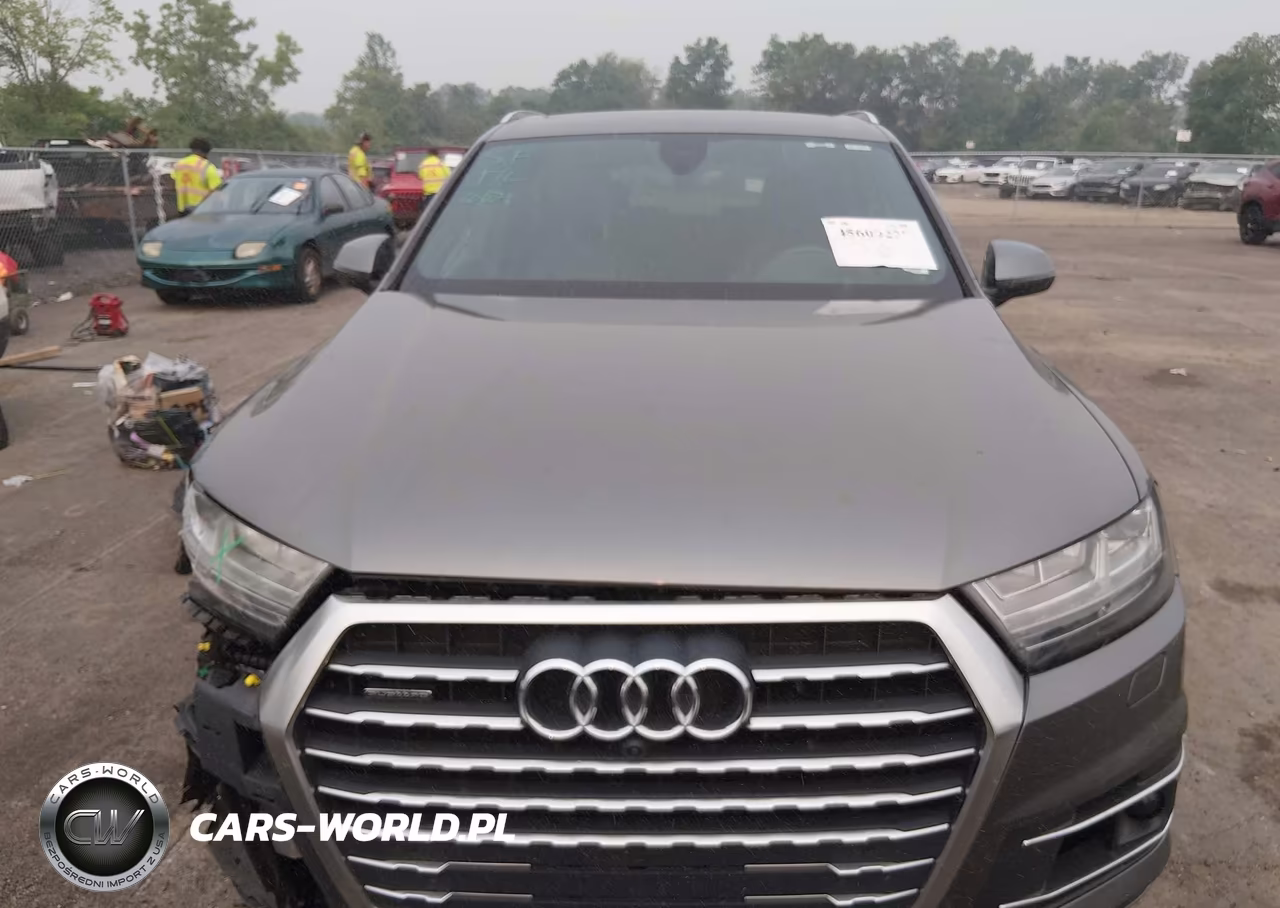 2017 Audi Q7 3.0T Premium VIN:WA1LAAF79HD043951 - 13