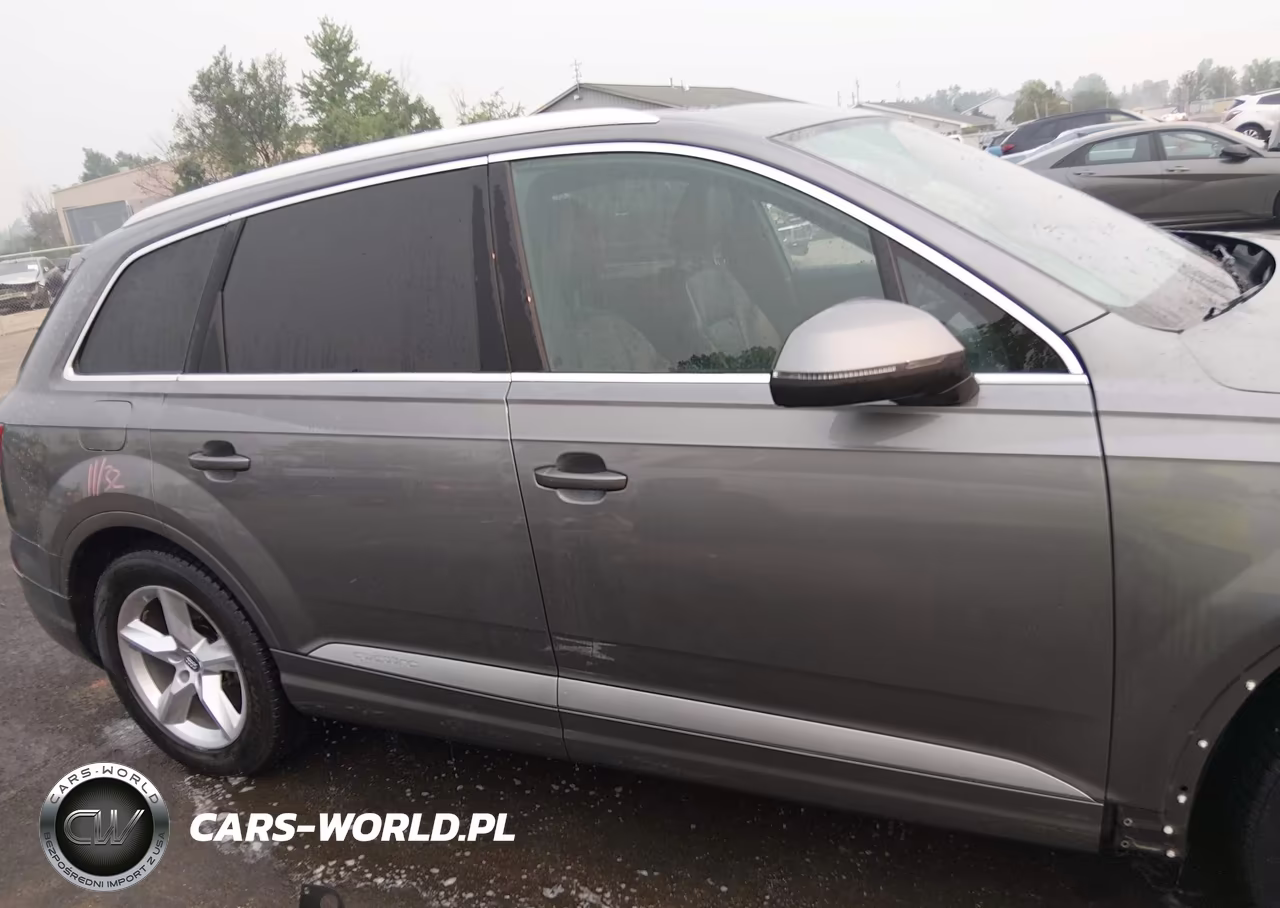 2017 Audi Q7 3.0T Premium VIN:WA1LAAF79HD043951 - 14