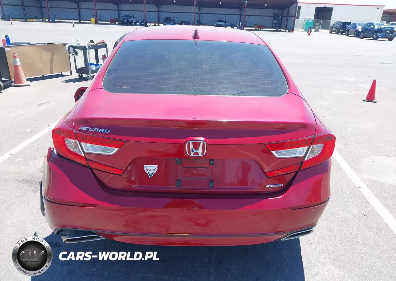 2018 Honda Accord Touring VIN:1HGCV1F90JA044118 - 16