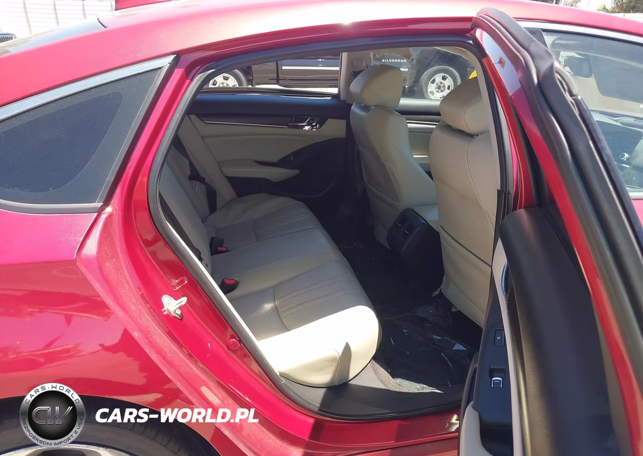 2018 Honda Accord Touring VIN:1HGCV1F90JA044118 - 8