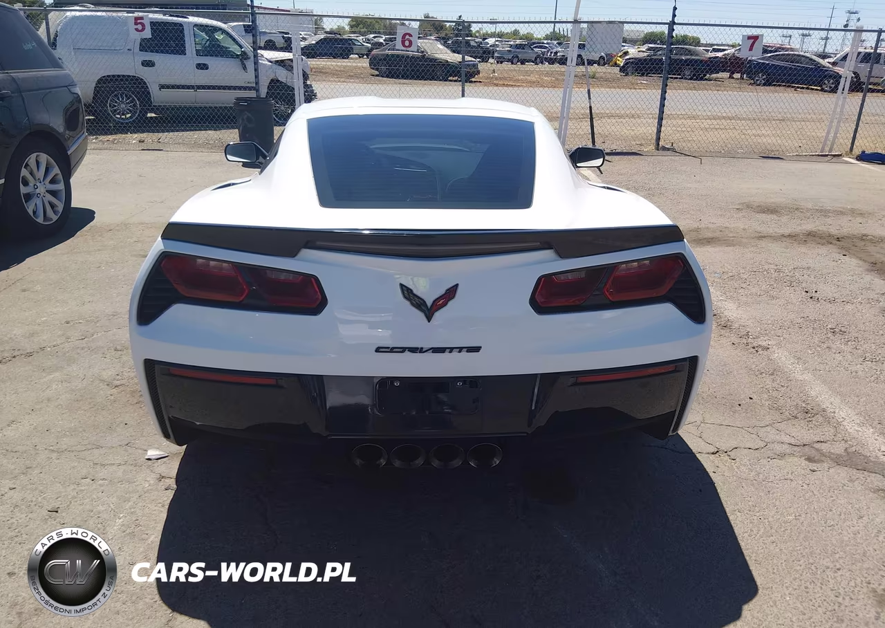 2016 Chevrolet Corvette Stingray Z51 VIN:1G1YK2D7XG5123732 - 17