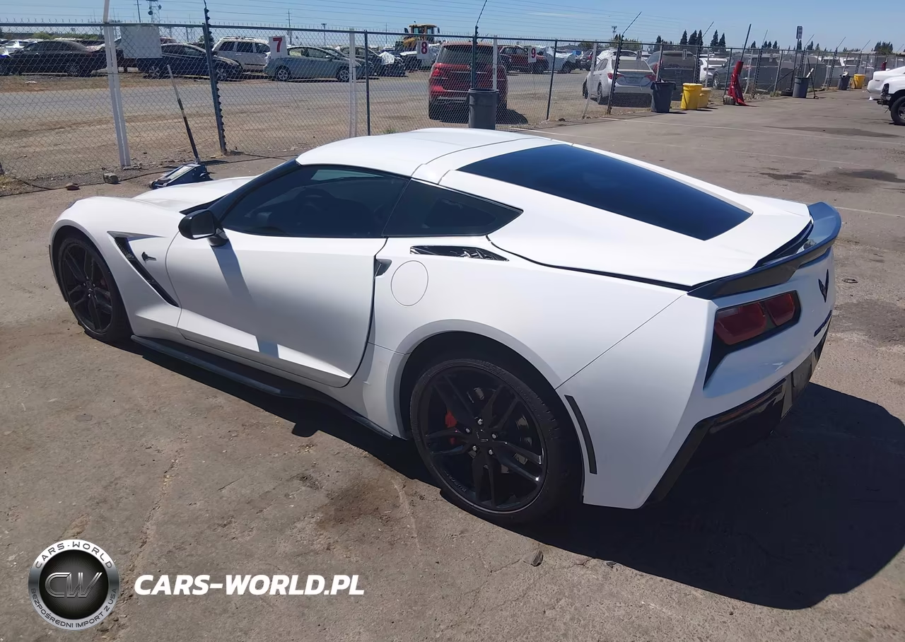 2016 Chevrolet Corvette Stingray Z51 VIN:1G1YK2D7XG5123732 - 3