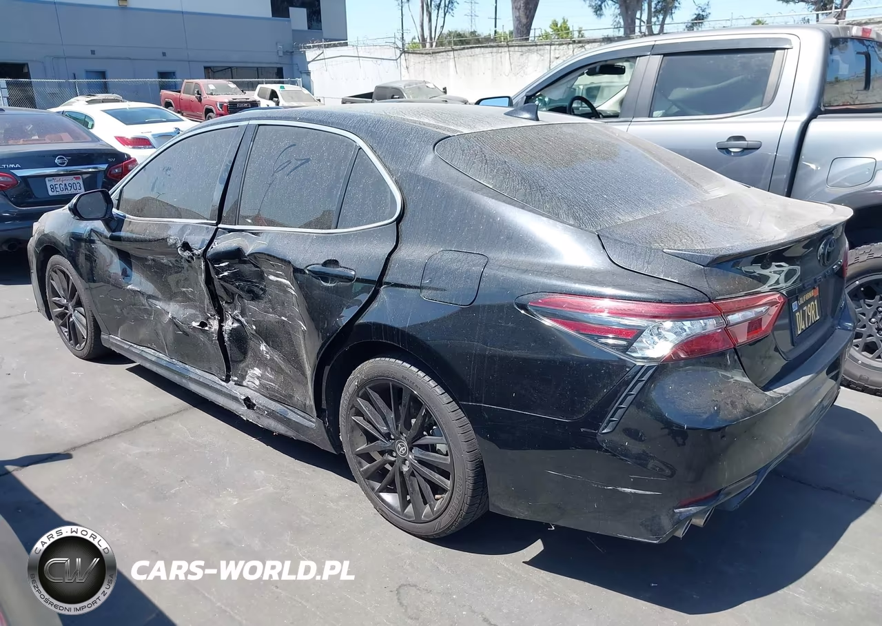2021 Toyota Camry Xse VIN:4T1K61AK6MU589157 - 3
