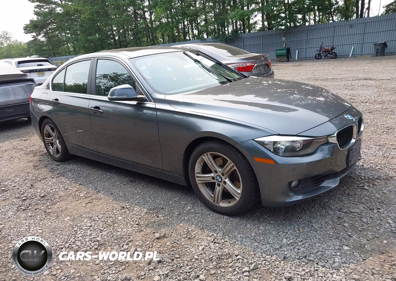 2015 BMW 328I xDrive – zdjęcie 1 z 11