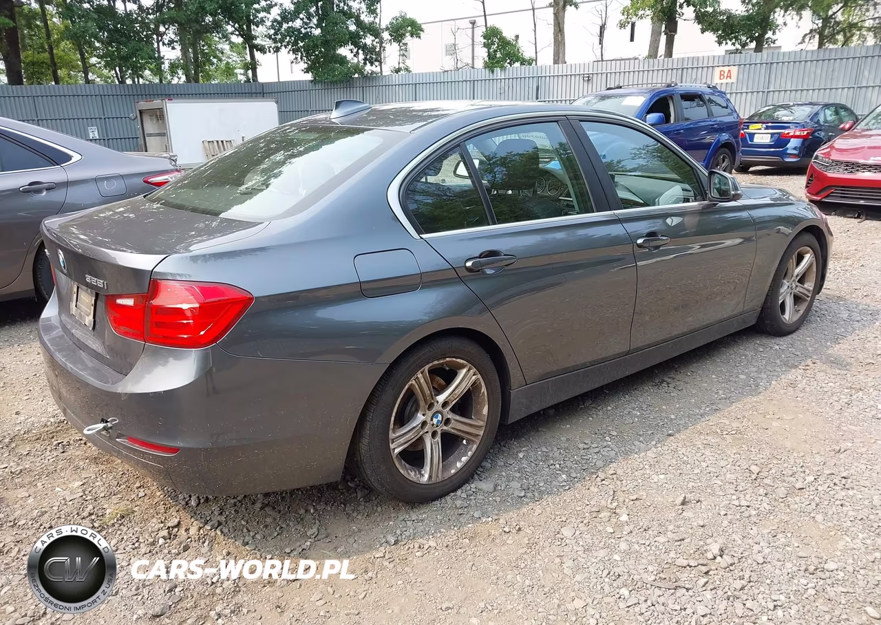2015 BMW 328I xDrive VIN:WBA3B5G56FNS12383 - 4