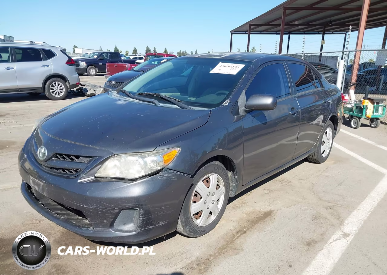 2011 Toyota Corolla Le VIN:2T1BU4EE2BC547739 - 2