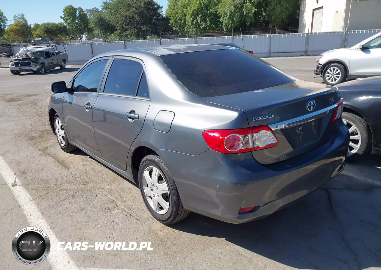 2011 Toyota Corolla Le VIN:2T1BU4EE2BC547739 - 3