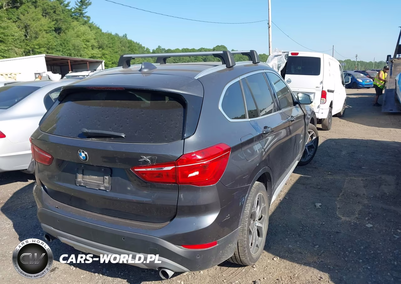 2017 BMW X1 xDrive28I VIN:WBXHT3C32H5F80065 - 4