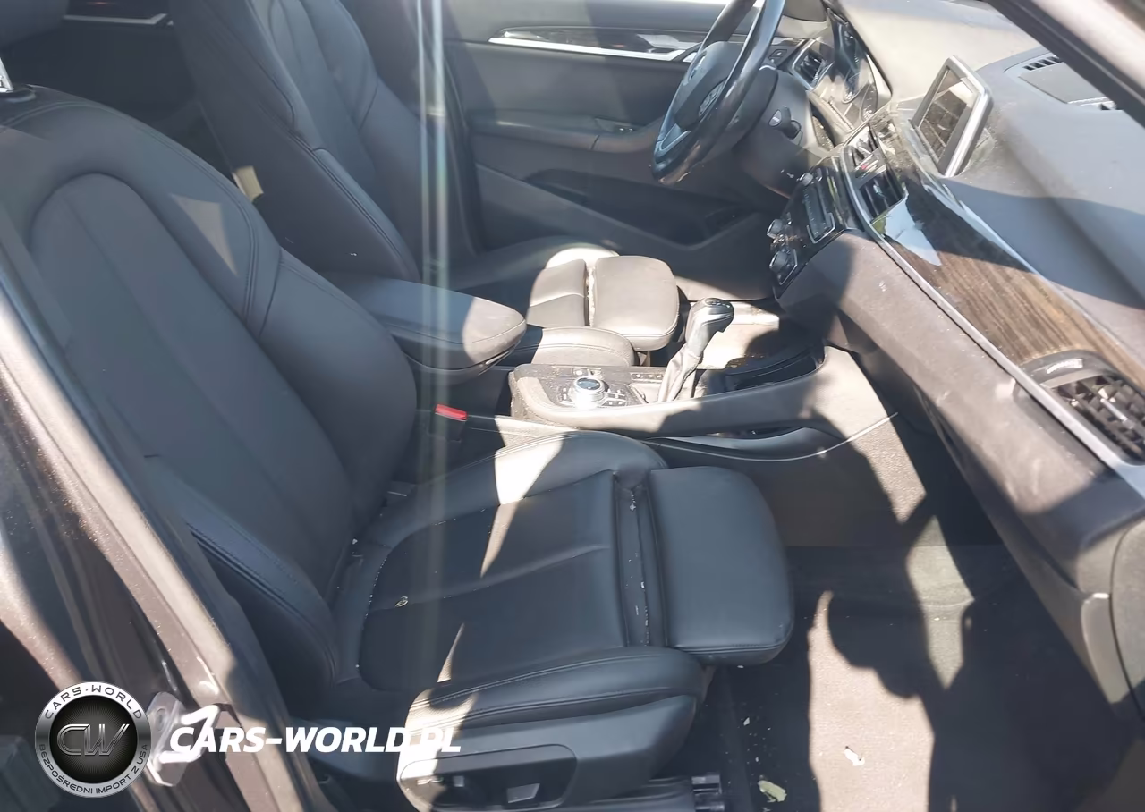 2017 BMW X1 xDrive28I VIN:WBXHT3C32H5F80065 - 5