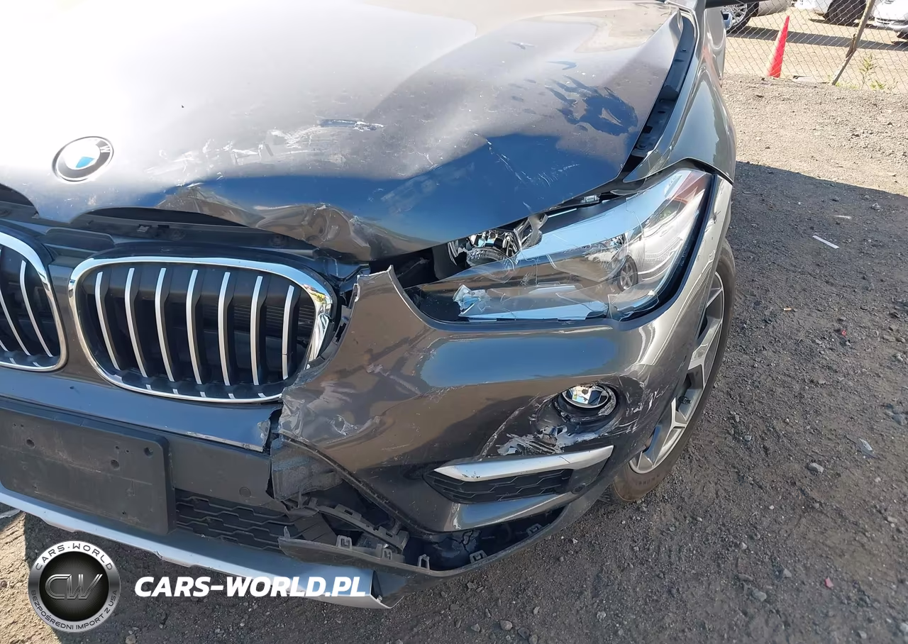 2017 BMW X1 xDrive28I VIN:WBXHT3C32H5F80065 - 6