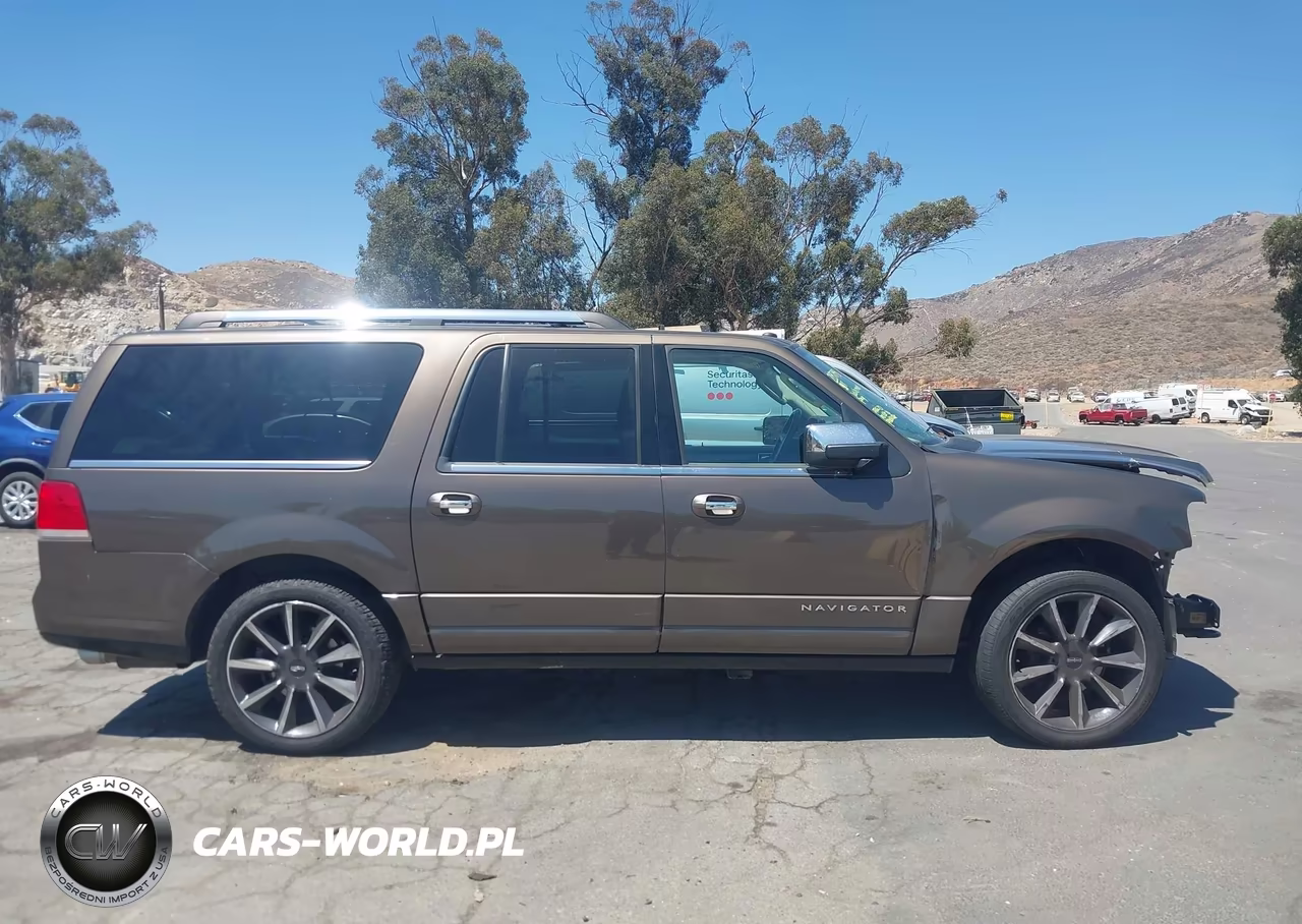 2016 Lincoln Navigator L Reserve VIN:5LMJJ3LT2GEL05935 - 13