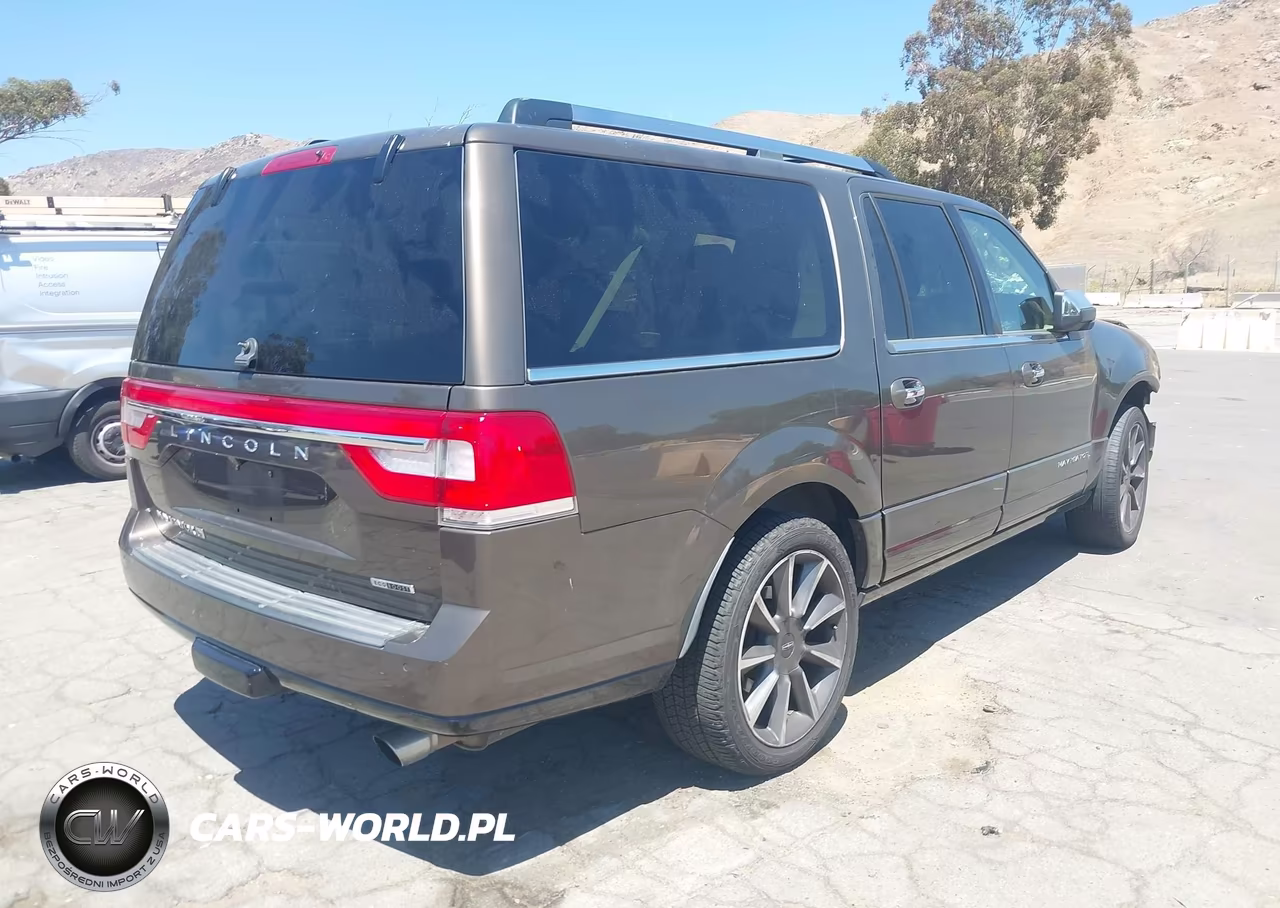 2016 Lincoln Navigator L Reserve VIN:5LMJJ3LT2GEL05935 - 4