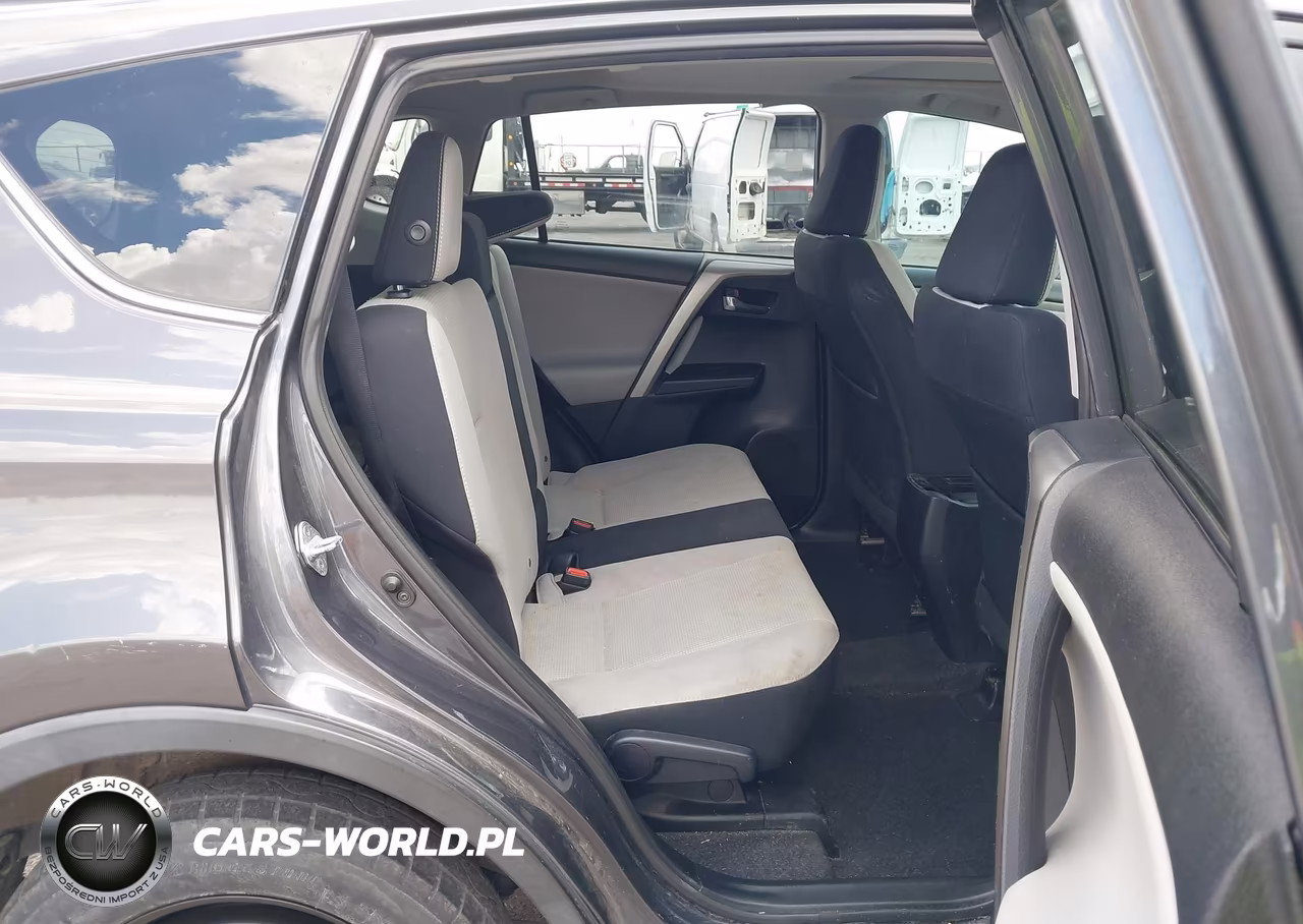 2016 Toyota Rav4 Xle VIN:2T3RFREV9GW467227 - 8