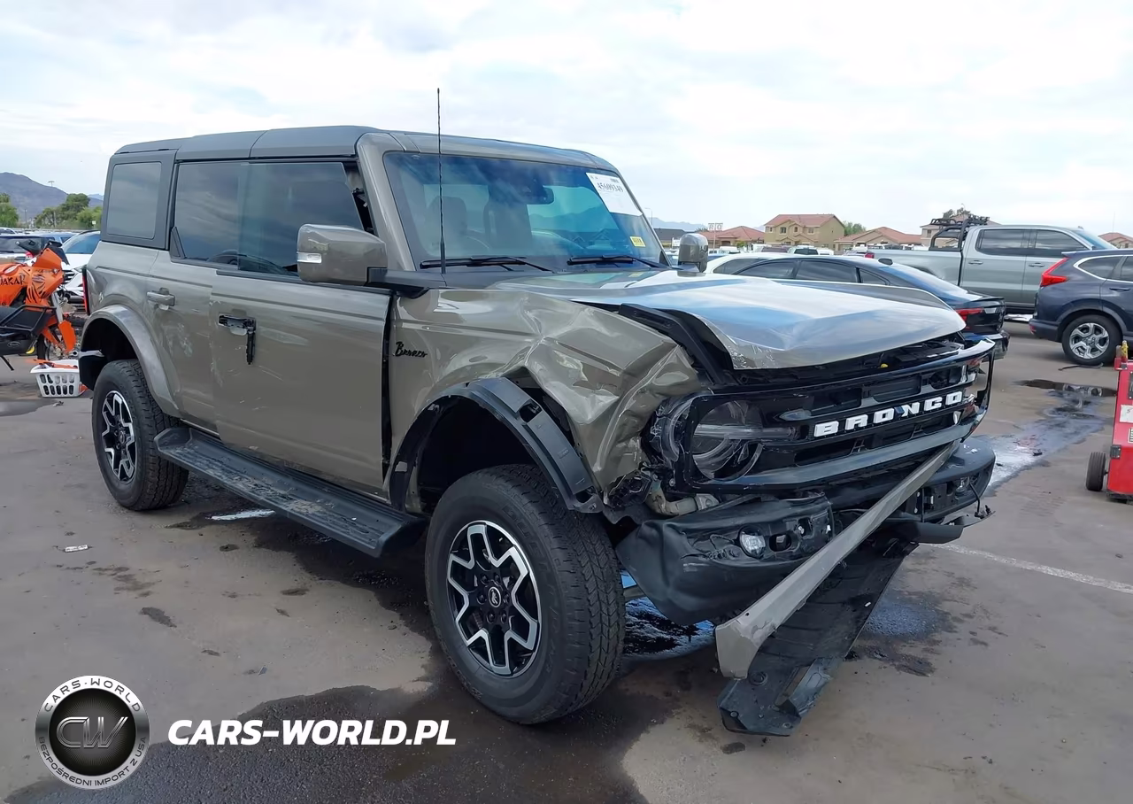 2025 Ford Bronco Outer Banks – zdjęcie 1 z 16