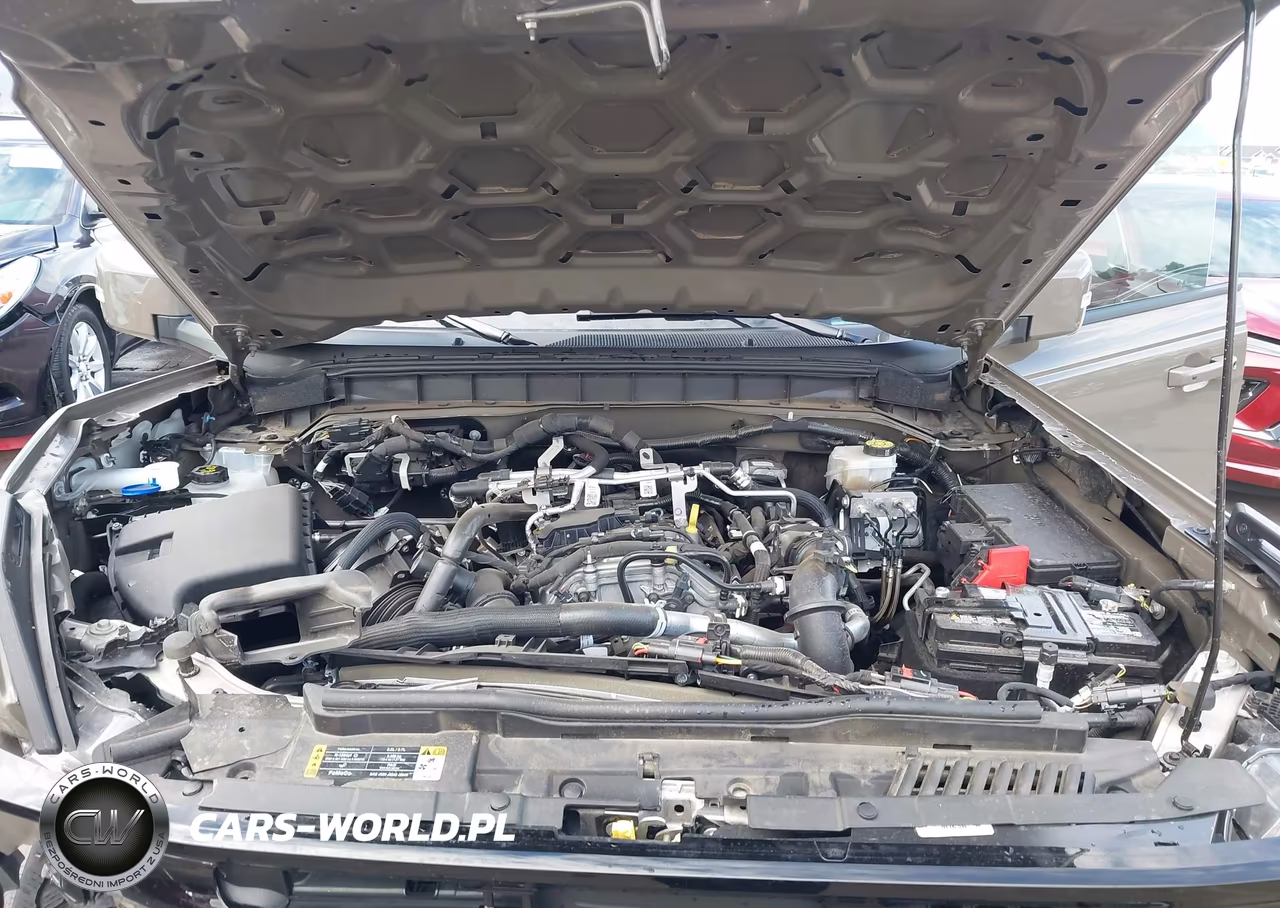 2025 Ford Bronco Outer Banks VIN:1FMDE8BH1SLA74951 - 10