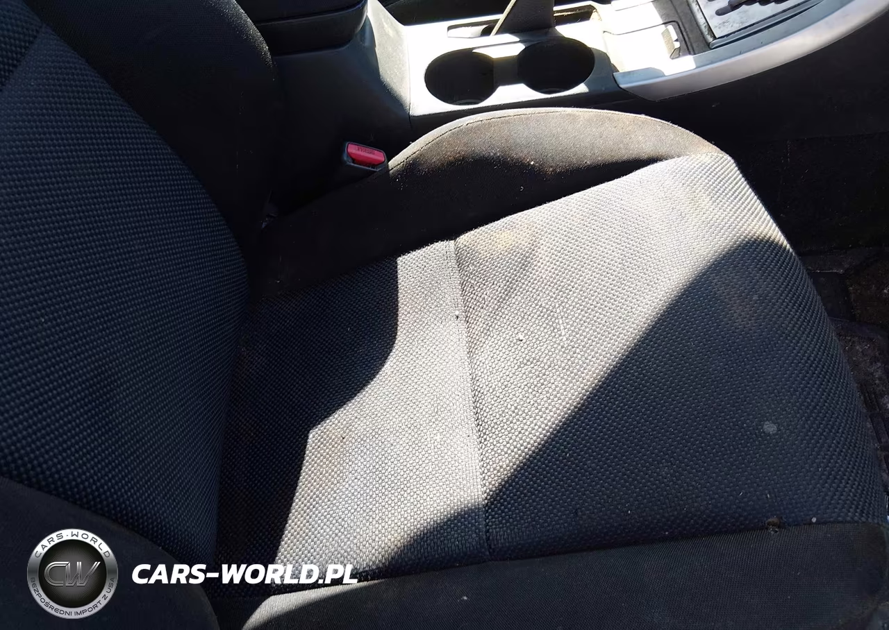2005 Scion Tc VIN:JTKDE177050019689 - 11