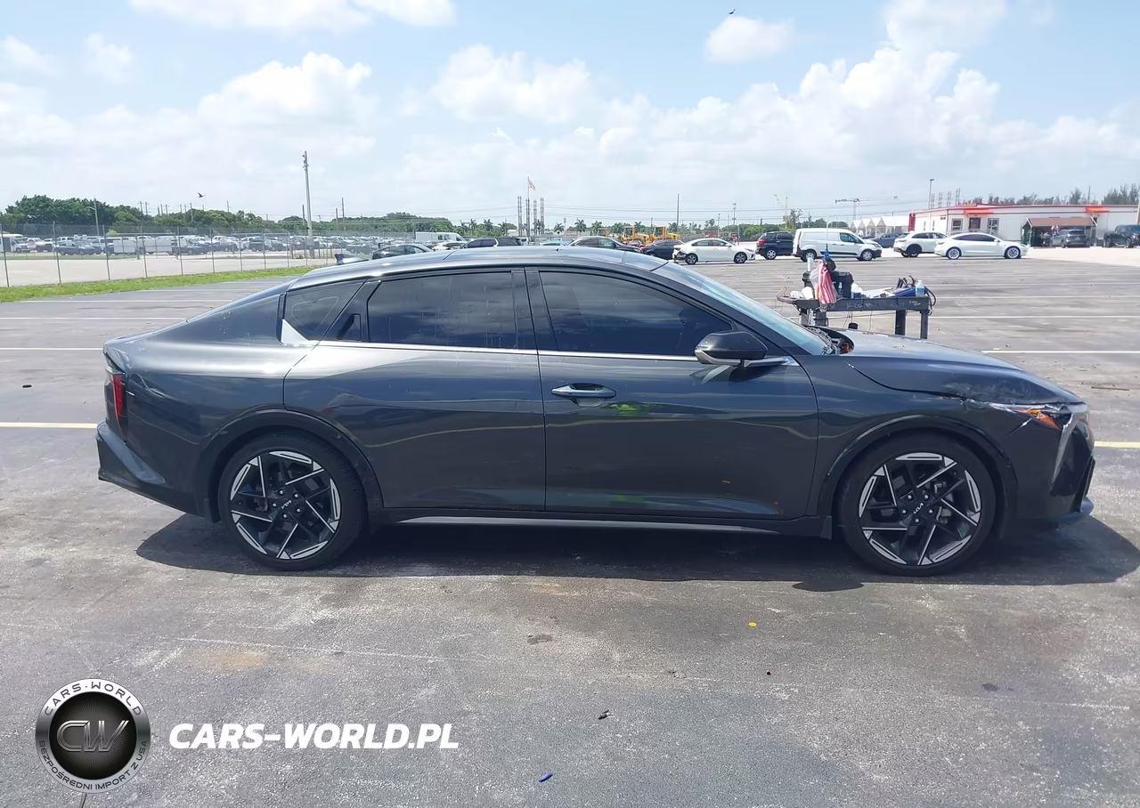 2025 Kia K4 Gt-Line VIN:3KPFW4DE5SE138388 - 12