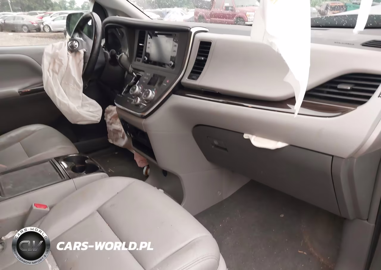 2018 Toyota Sienna Xle 7 Passenger VIN:5TDDZ3DCXJS207068 - 5