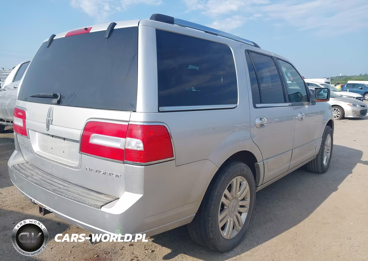 2013 Lincoln Navigator VIN:5LMJJ2H52DEL09029 - 4