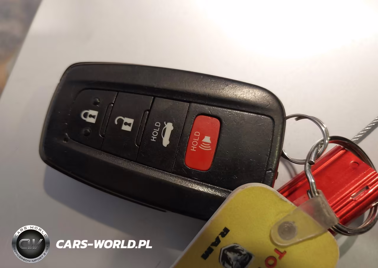 2021 Toyota Corolla Hybrid Le VIN:JTDEAMDE9MJ002460 - 11