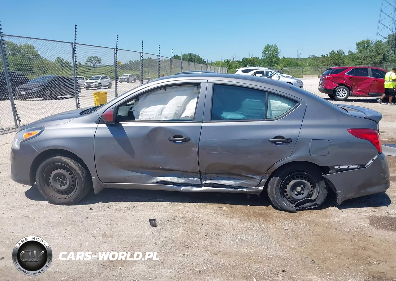 2017 Nissan Versa 1.6 S+ VIN:3N1CN7AP8HL866596 - 14