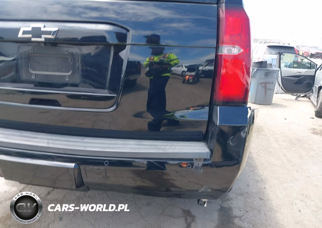 2019 Chevrolet Tahoe Lt VIN:1GNSCBKC6KR258614 - 18