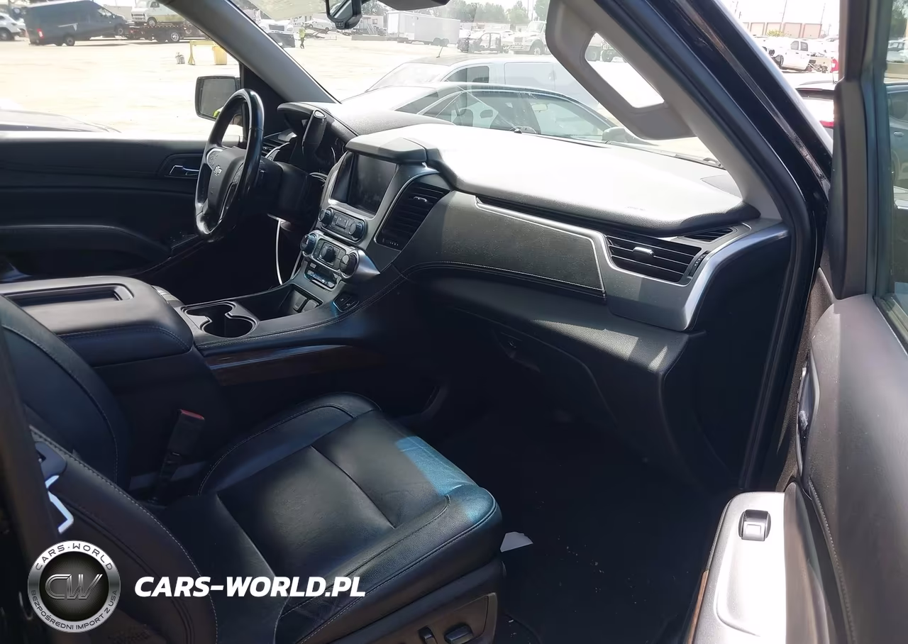 2019 Chevrolet Tahoe Lt VIN:1GNSCBKC6KR258614 - 5