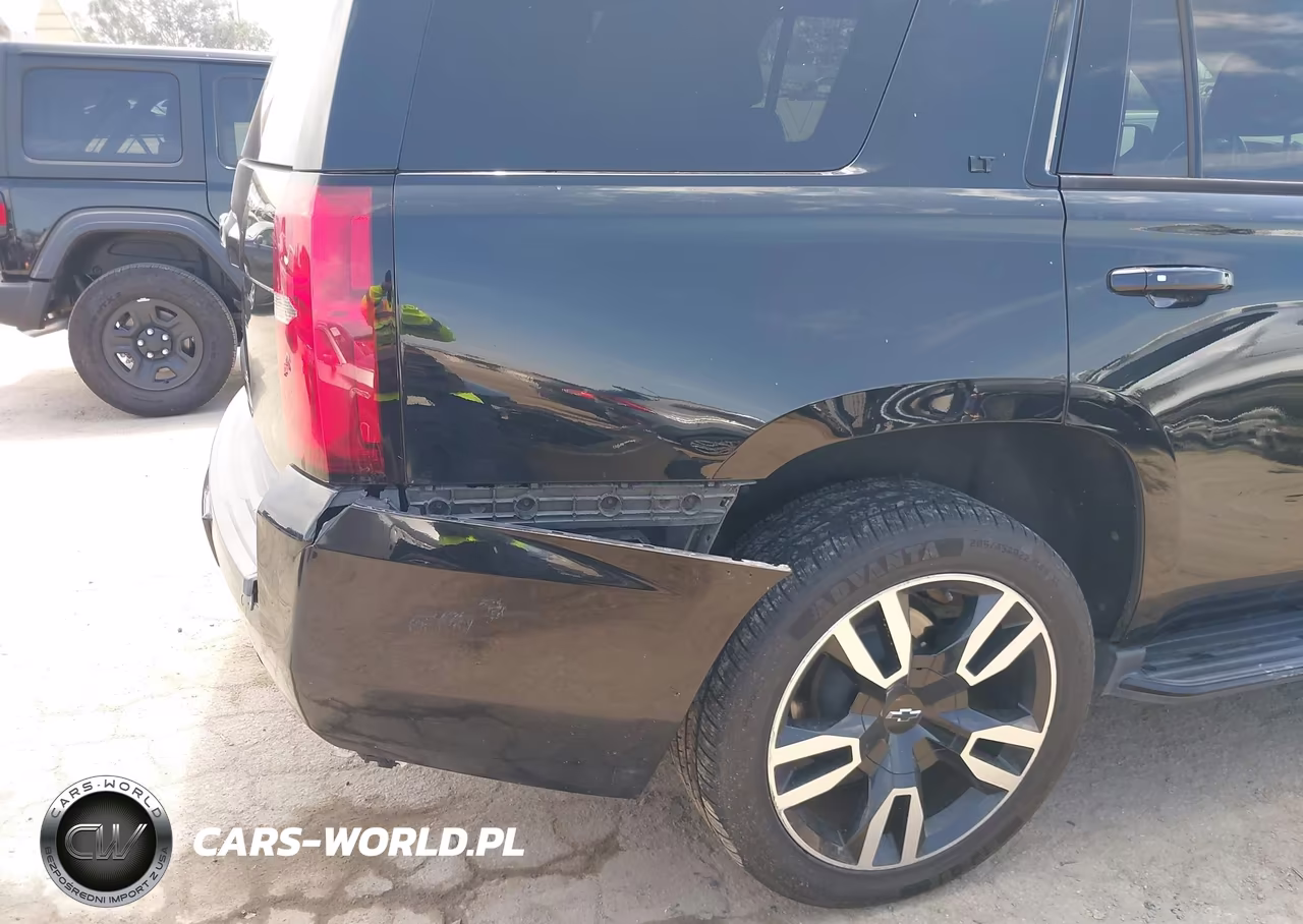 2019 Chevrolet Tahoe Lt VIN:1GNSCBKC6KR258614 - 6