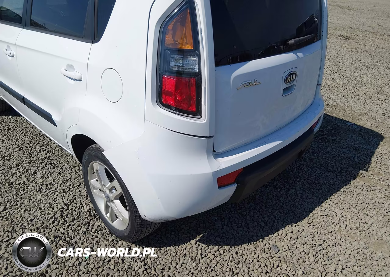 2011 Kia Soul + VIN:KNDJT2A20B7706192 - 6