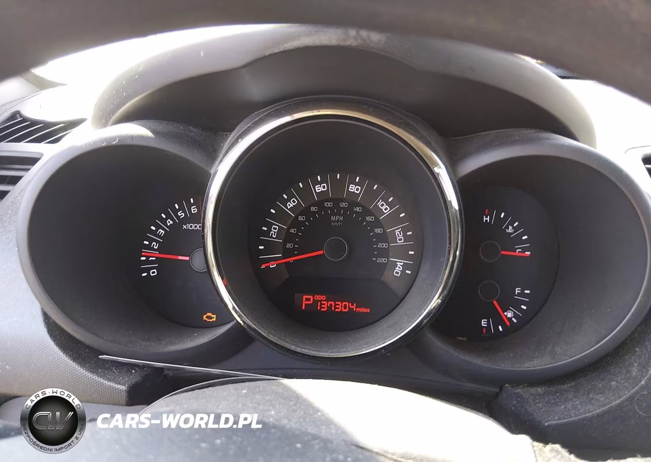 2011 Kia Soul + VIN:KNDJT2A20B7706192 - 7