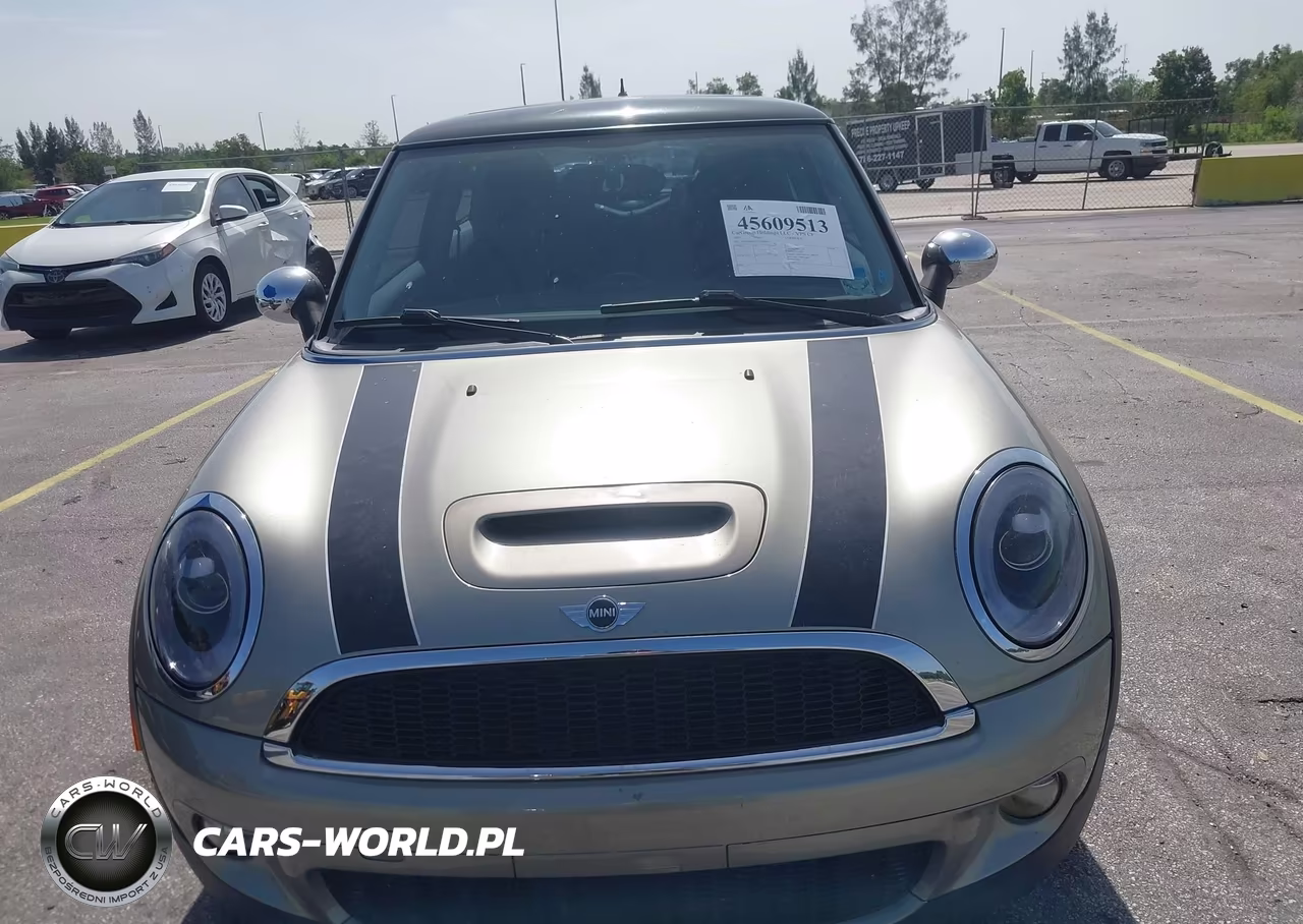 2007 Mini Cooper S VIN:WMWMF73577TL88981 - 6