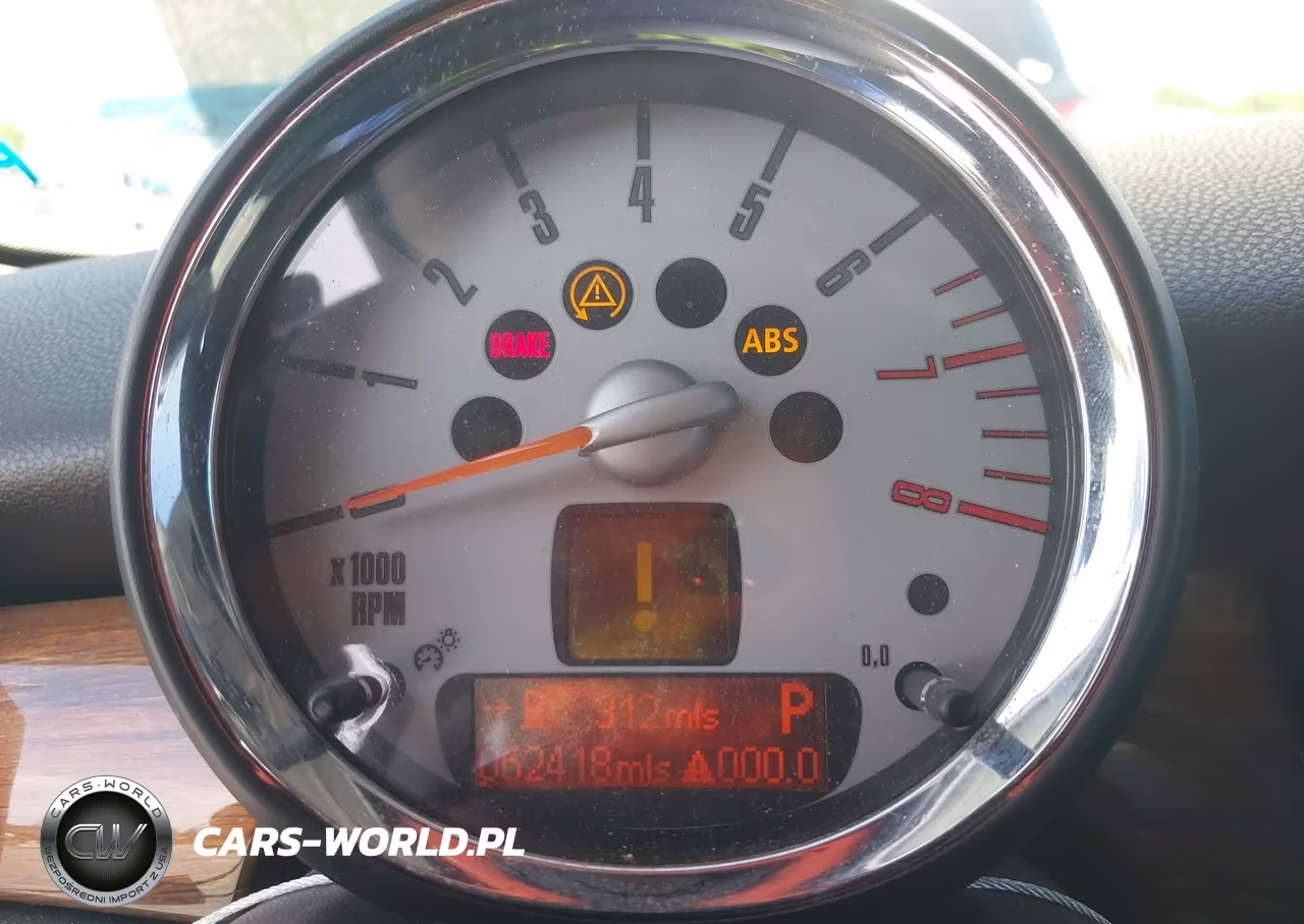 2007 Mini Cooper S VIN:WMWMF73577TL88981 - 7