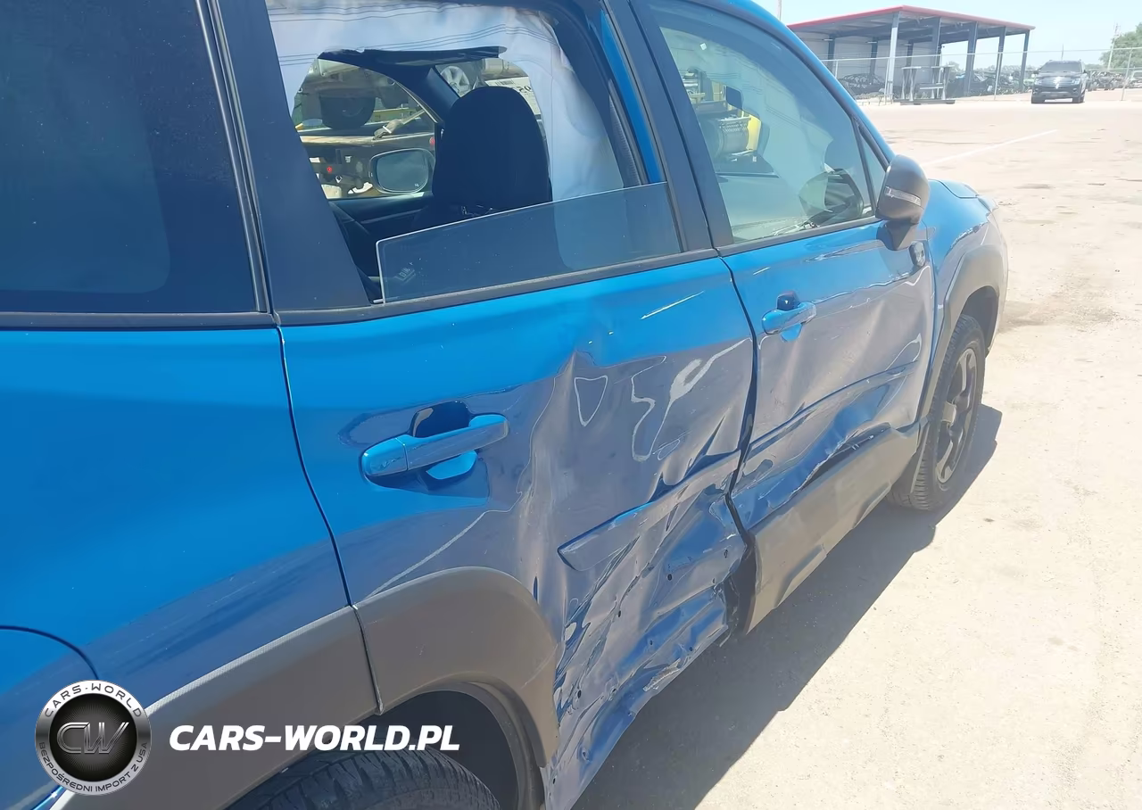 2023 Subaru Forester Wilderness VIN:JF2SKAMC8PH414444 - 6