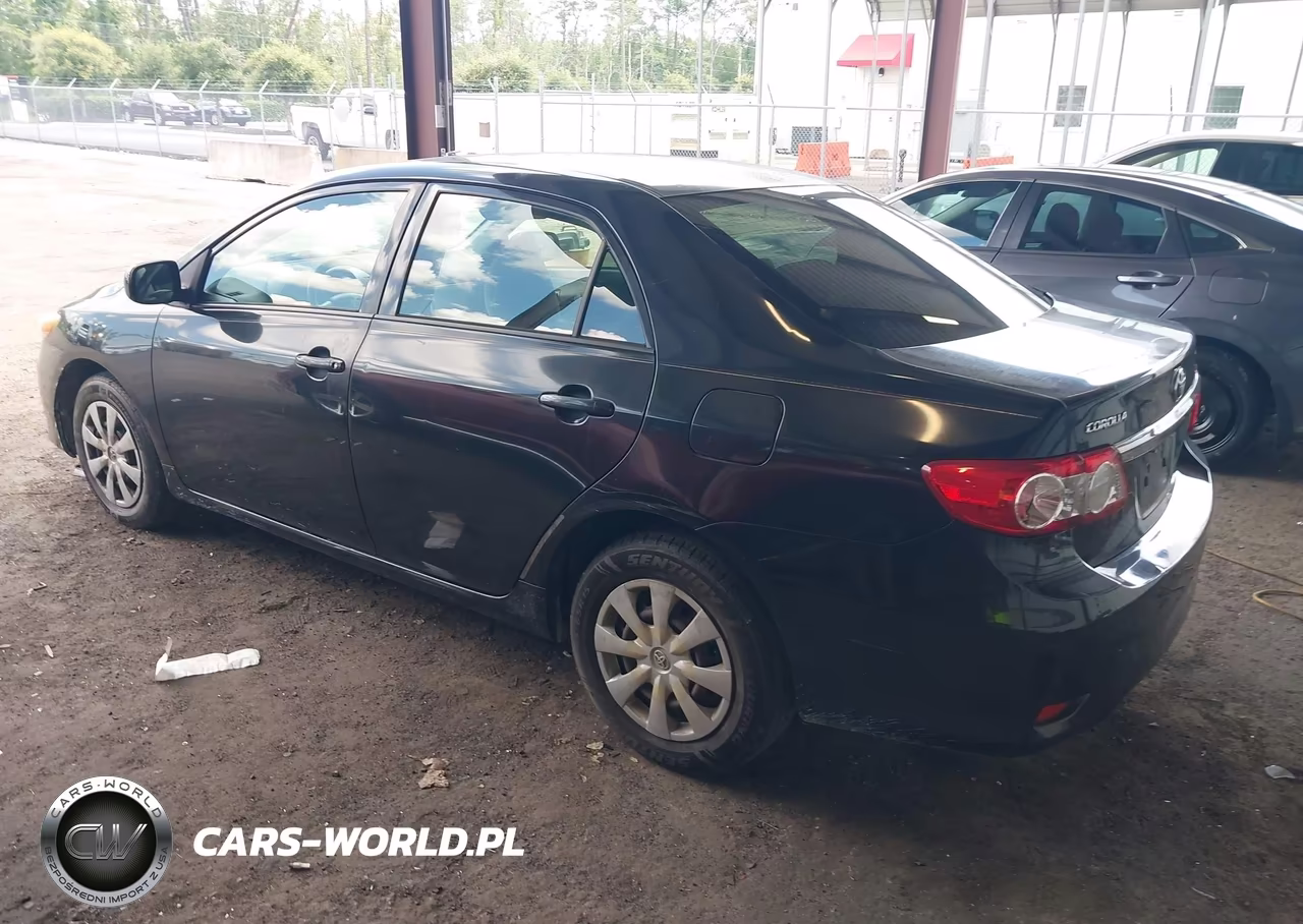 2011 Toyota Corolla Le VIN:JTDBU4EE5BJ091255 - 3