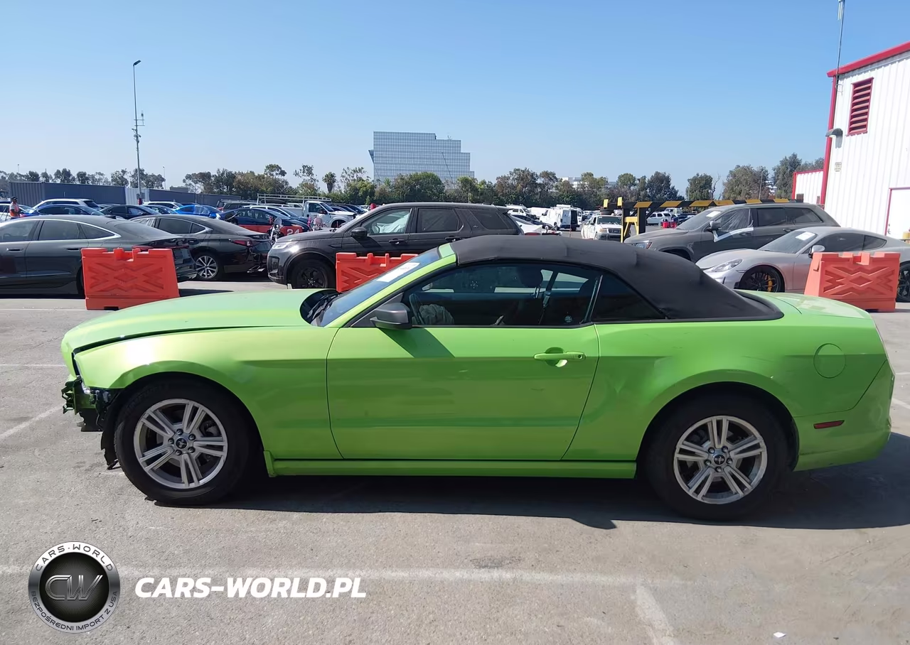 2013 Ford Mustang V6 VIN:1ZVBP8EM7D5276213 - 14