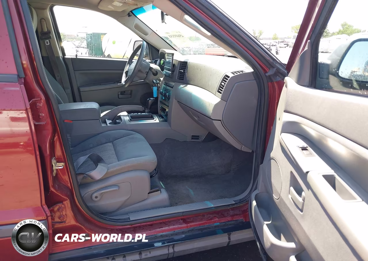 2007 Jeep Grand Cherokee Laredo VIN:1J8GR48K47C514081 - 5