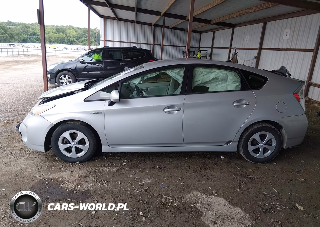 2014 Toyota Prius Four VIN:JTDKN3DU3E1760773 - 15