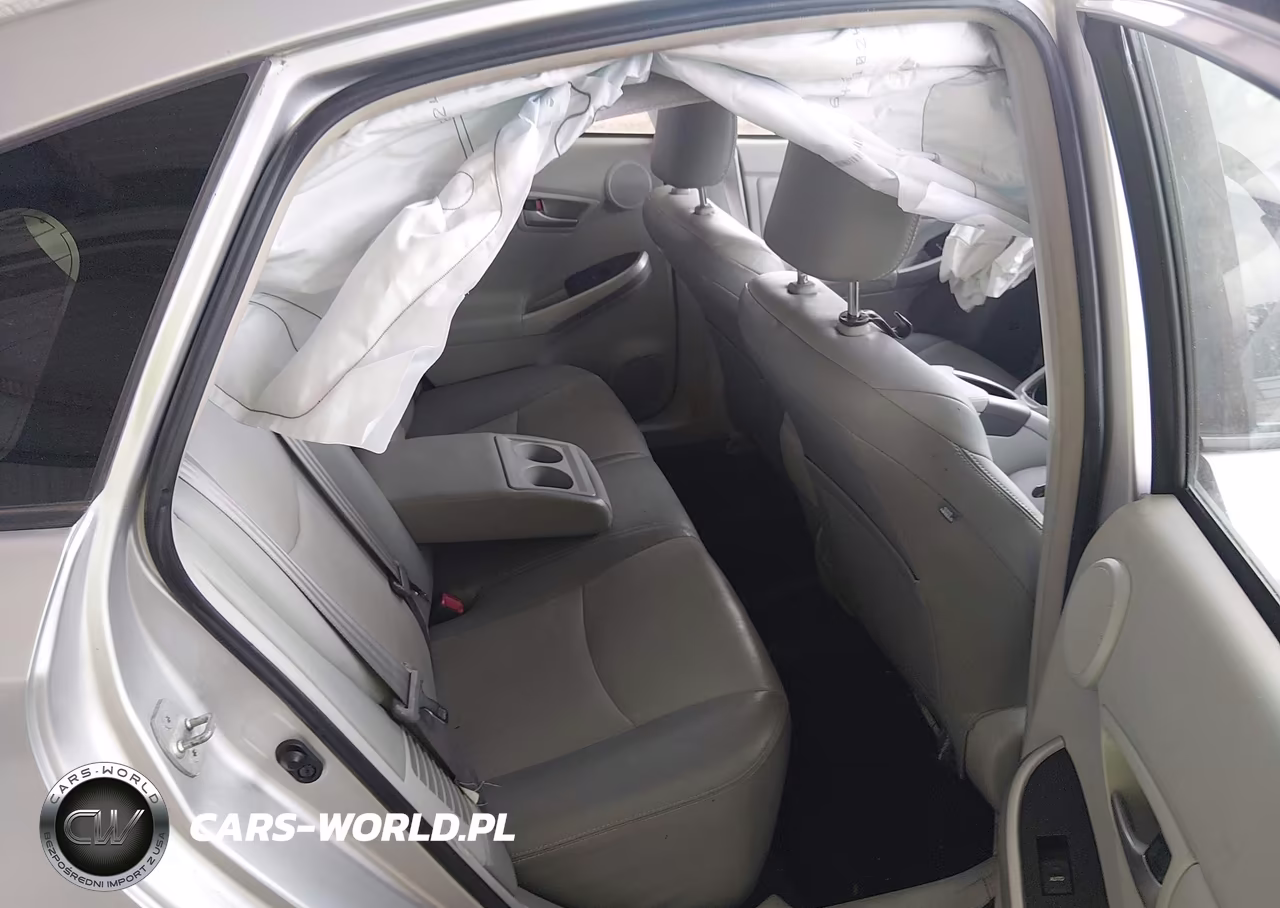 2014 Toyota Prius Four VIN:JTDKN3DU3E1760773 - 8