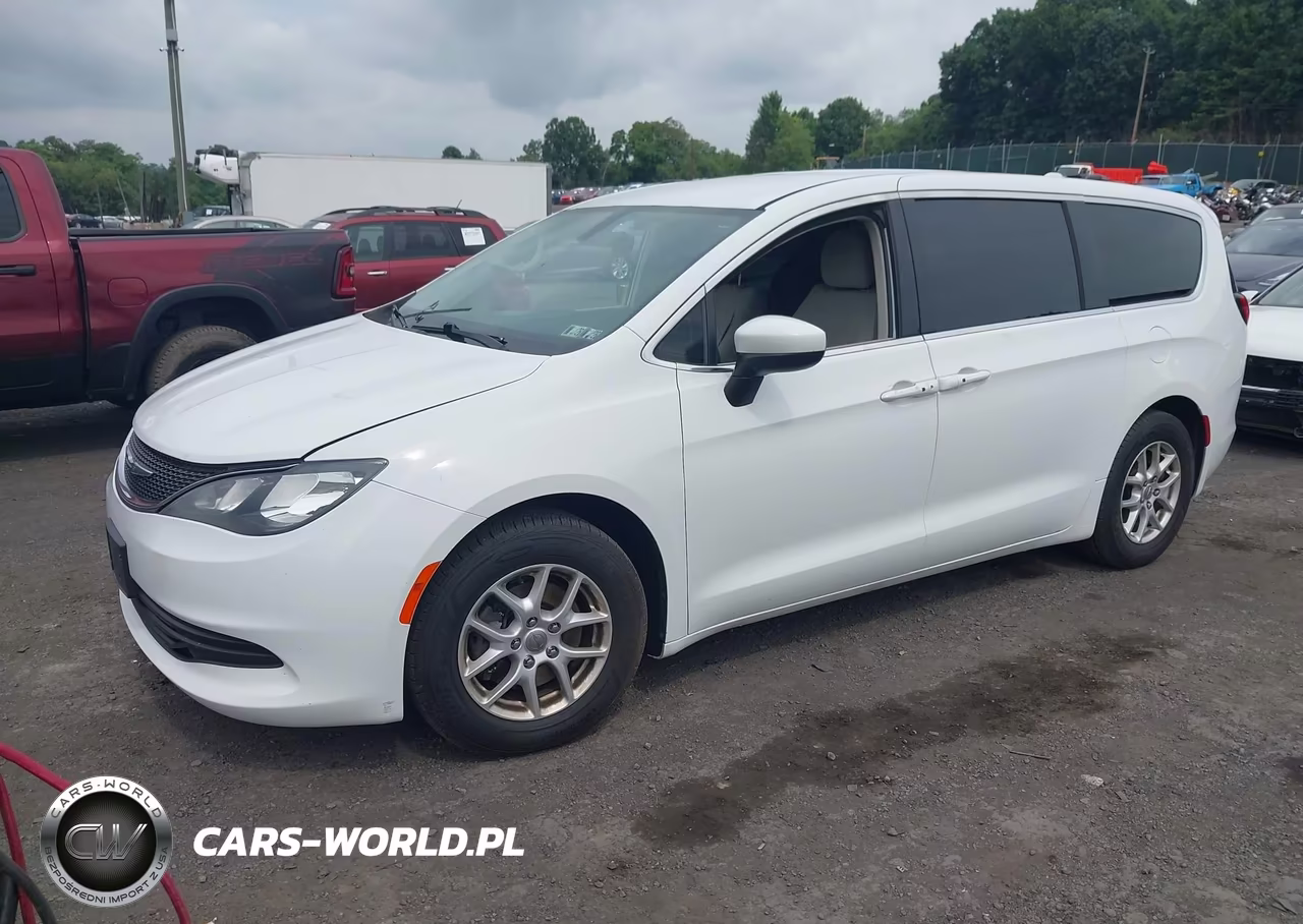 2017 Chrysler Pacifica Touring VIN:2C4RC1DG3HR512834 - 2