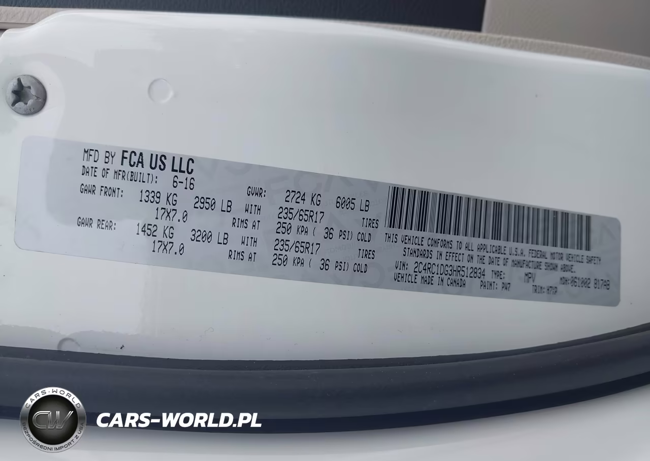 2017 Chrysler Pacifica Touring VIN:2C4RC1DG3HR512834 - 9