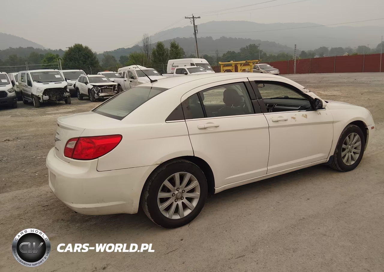 2010 Chrysler Sebring Limited VIN:1C3CC5FB4AN162927 - 4