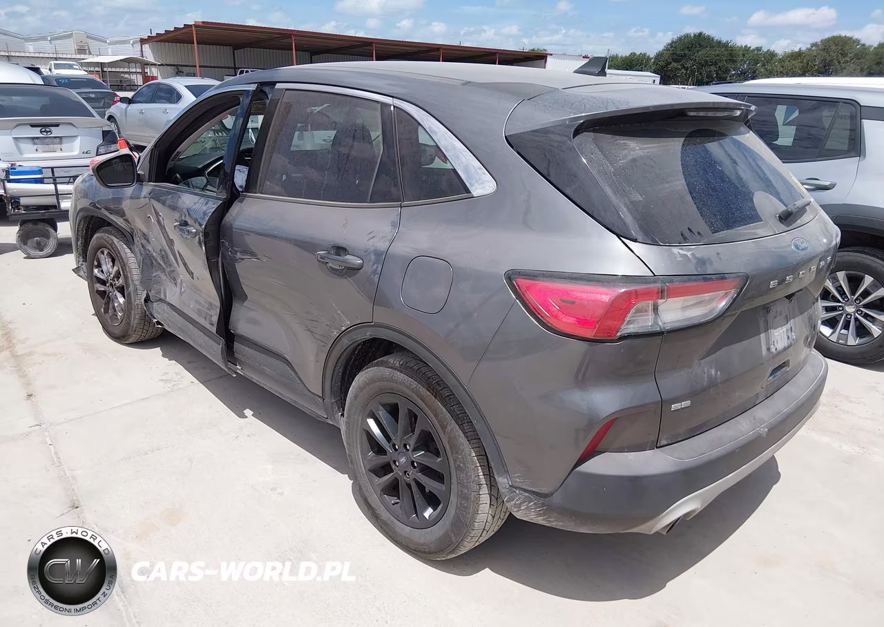 2021 Ford Escape Se VIN:1FMCU0G64MUA00766 - 3