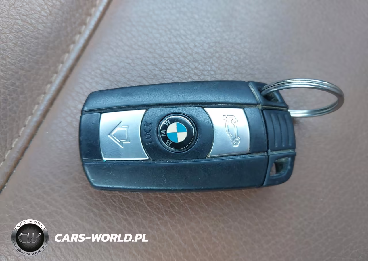 2009 BMW 328I xDrive VIN:WBAPK53589A509996 - 11