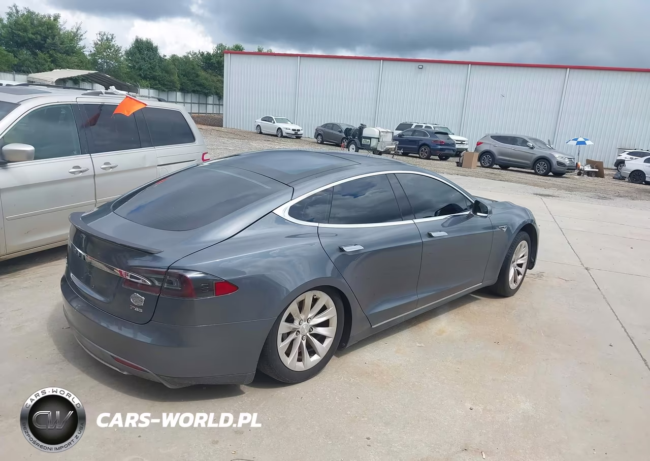 2013 Tesla Model S Performance VIN:5YJSA1CP2DFP14840 - 4