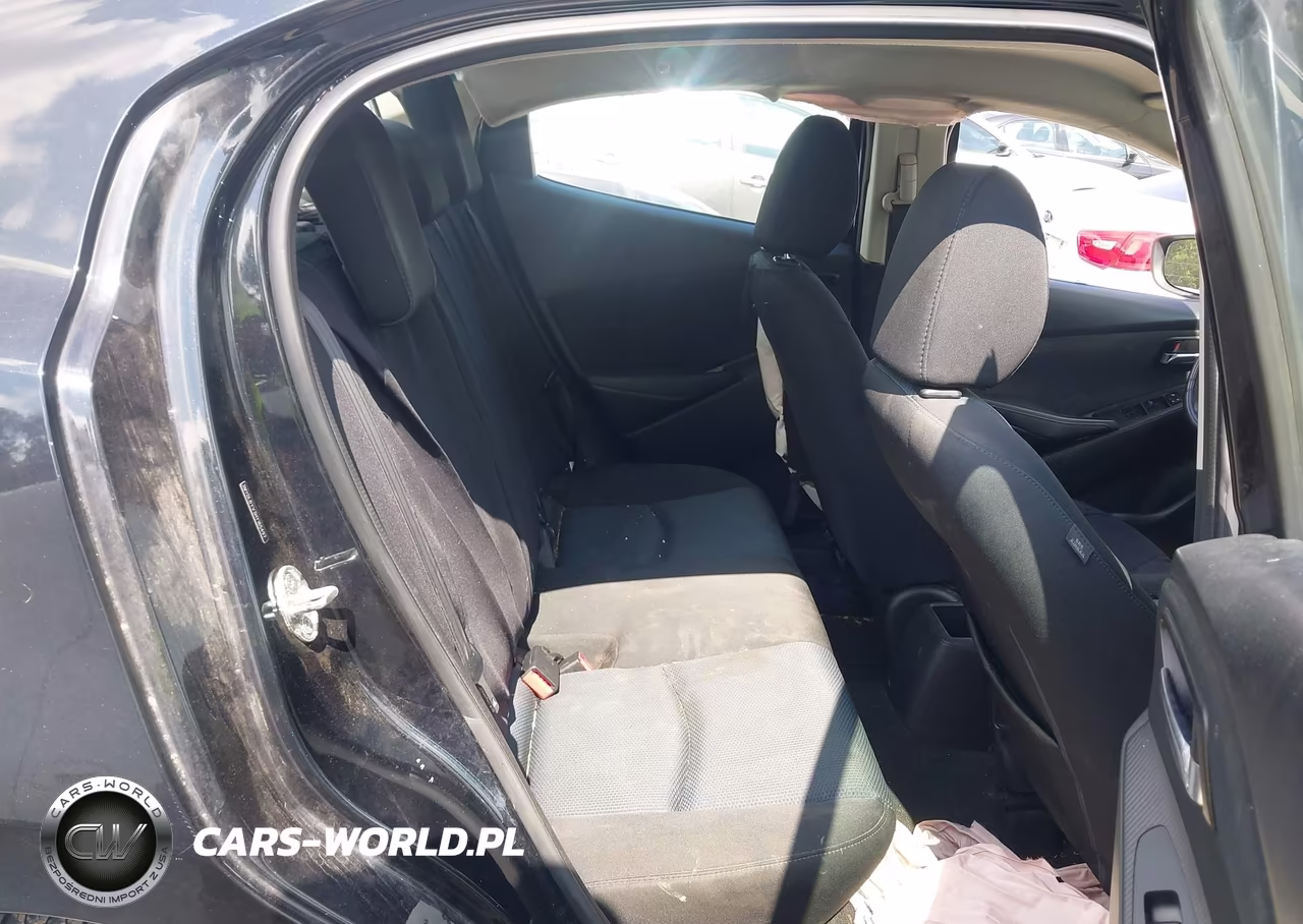 2017 Toyota Yaris Ia VIN:3MYDLBYV3HY165497 - 8